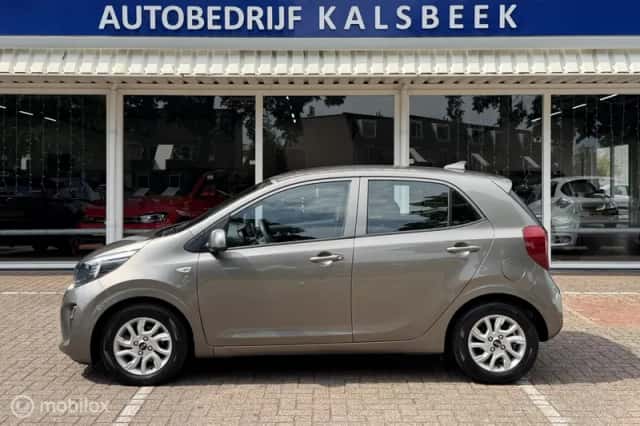 Kia Picanto (2018) thumbnail 3