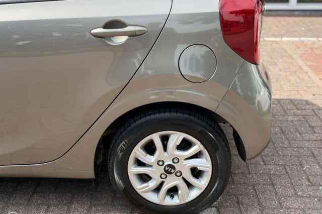 Kia Picanto (2018) thumbnail 5