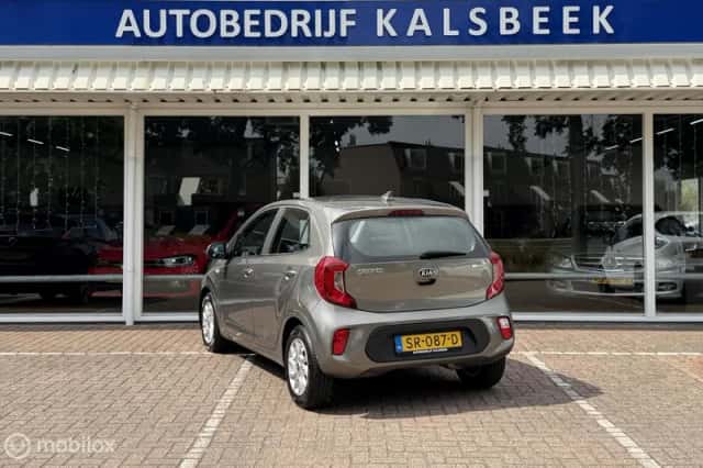 Kia Picanto (2018) thumbnail 6