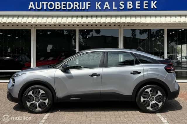 Citroën C4 (2022) thumbnail 3