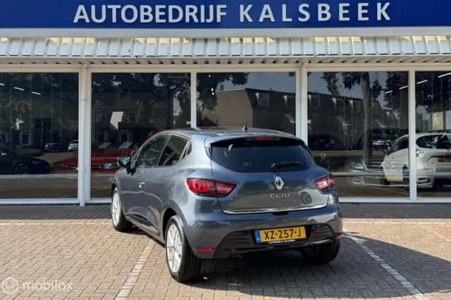 Renault Clio (2019) thumbnail 6