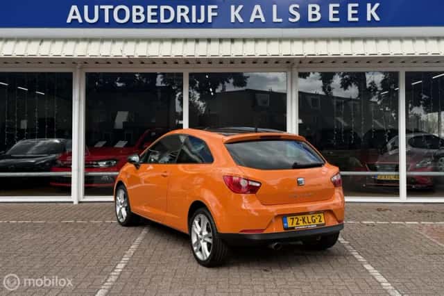 SEAT Ibiza (2010) thumbnail 4