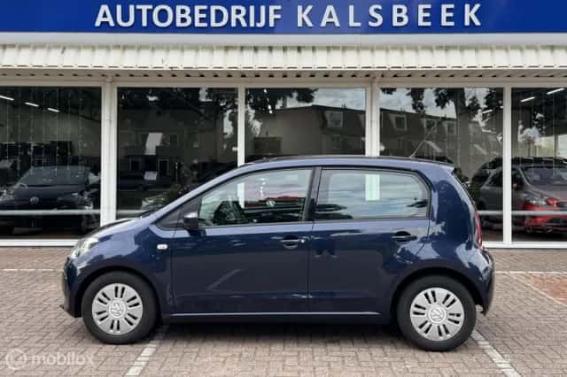 Volkswagen Up! (2013) thumbnail 3