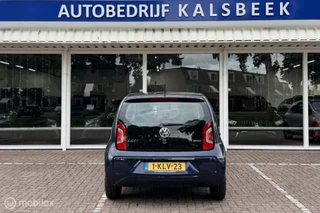 Volkswagen Up! (2013) thumbnail 5