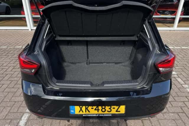 SEAT Ibiza (2018) thumbnail 6