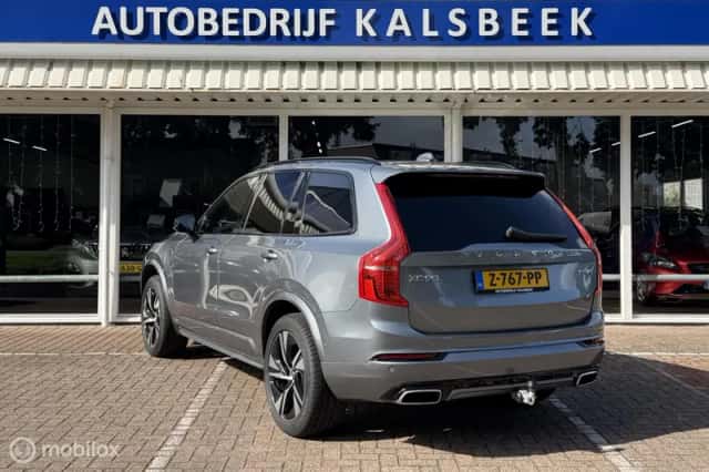 Volvo XC90 (2019) thumbnail 4