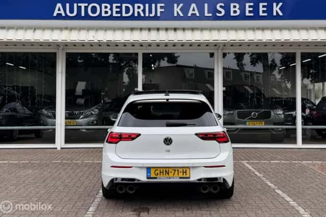 Volkswagen Golf (2021) thumbnail 6