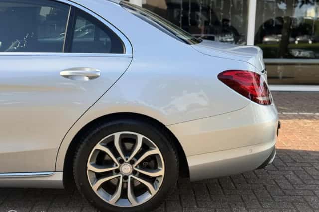 Mercedes-Benz C-Klasse (2016) thumbnail 5