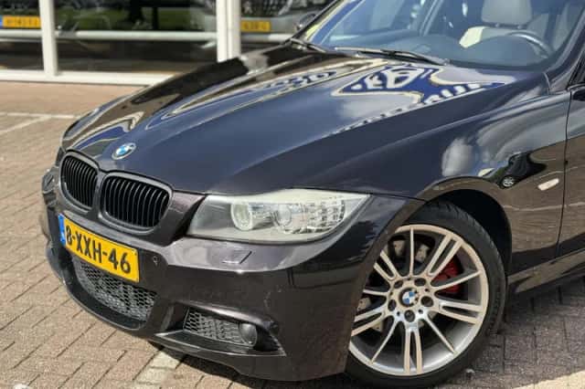 BMW 3-Serie (2010) thumbnail 2