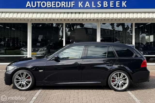 BMW 3-Serie (2010) thumbnail 3