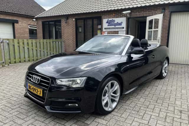 Audi A5 (2012) thumbnail 2