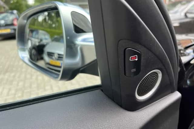 Audi S4 (2011) thumbnail 6