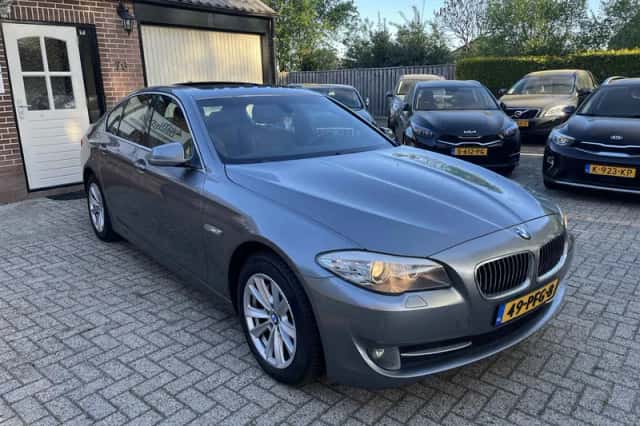 BMW 5-Serie (2011) thumbnail 5