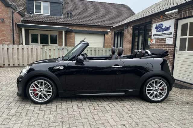 MINI Cooper (2014) thumbnail 5