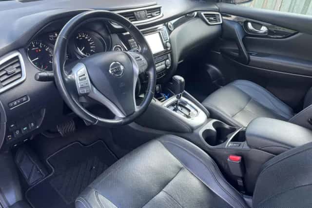Nissan Qashqai (2015) thumbnail 6