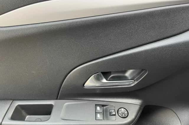 Opel Corsa (2022) thumbnail 6