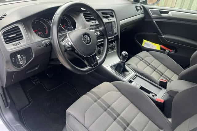 Volkswagen Golf (2014) thumbnail 6