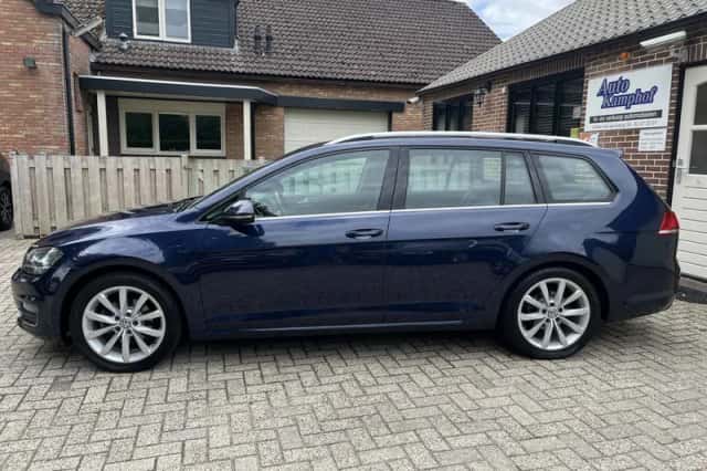 Volkswagen Golf (2015) thumbnail 5