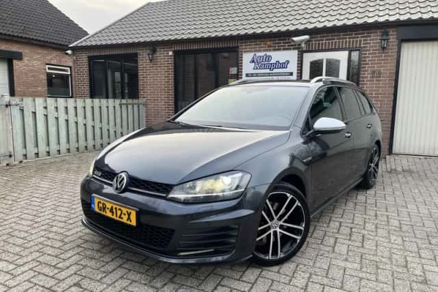 Volkswagen Golf (2015) thumbnail 1