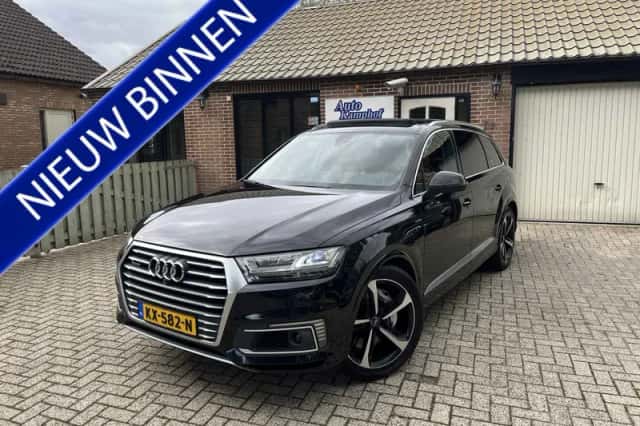 Audi Q7 (2016) thumbnail 1