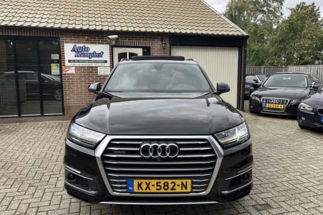 Audi Q7 (2016) thumbnail 4
