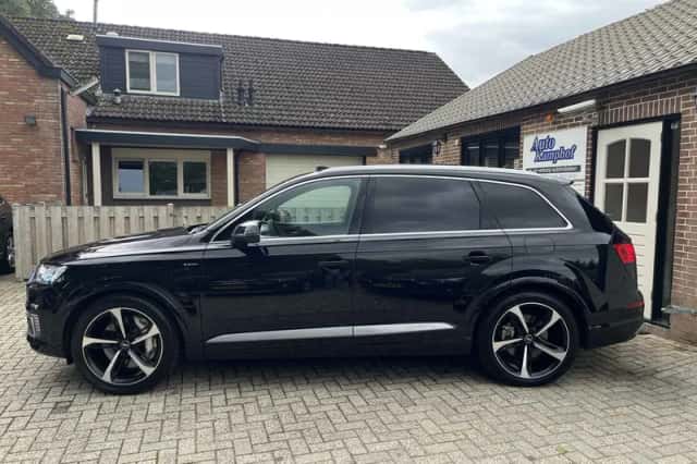 Audi Q7 (2016) thumbnail 6