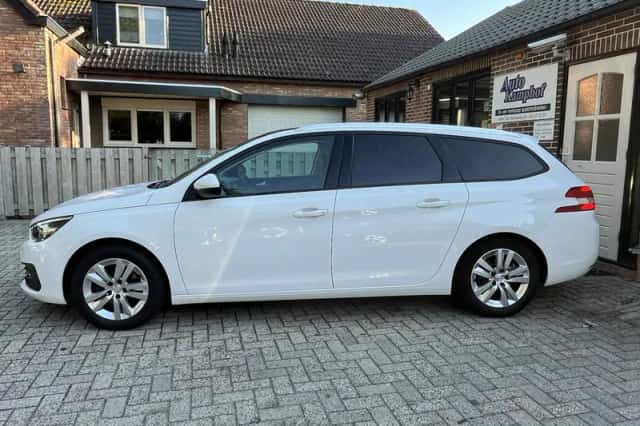 Peugeot 308 (2019) thumbnail 6