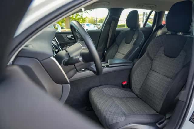 Volvo V60 Cross Country (2021) thumbnail 5
