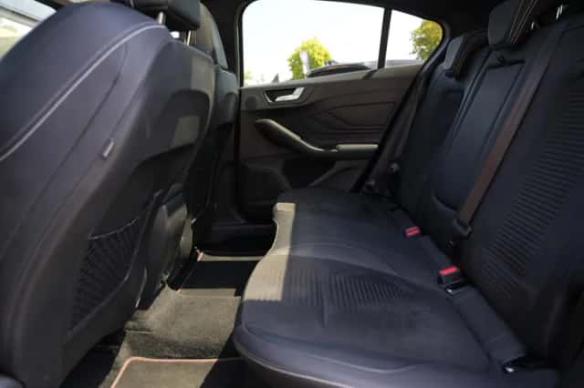 Ford Focus (2020) thumbnail 6
