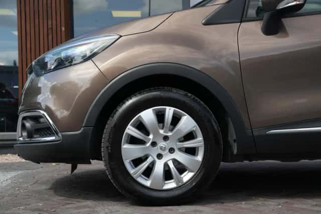 Renault Captur (2013) thumbnail 6