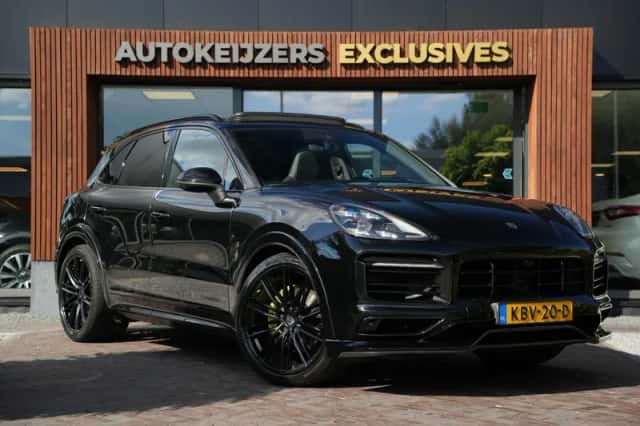Porsche Cayenne (2019) thumbnail 1