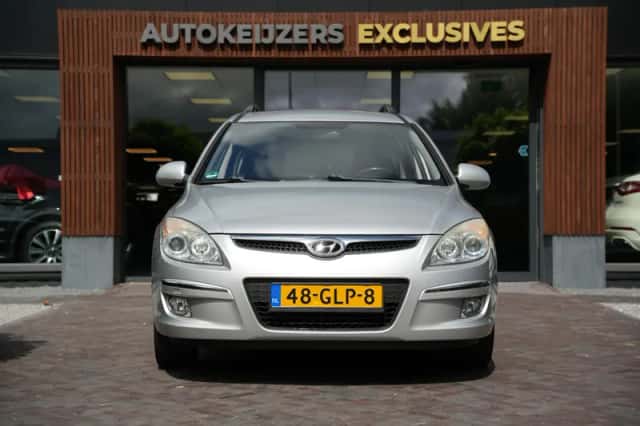 Hyundai i30 (2008) thumbnail 3