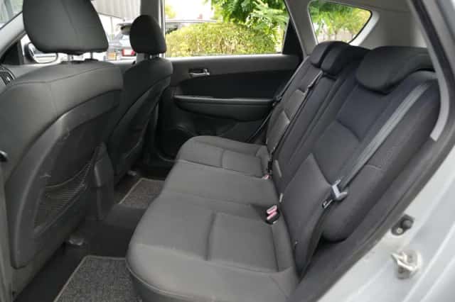 Hyundai i30 (2008) thumbnail 4