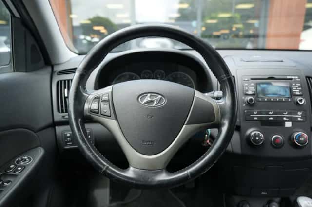 Hyundai i30 (2008) thumbnail 6