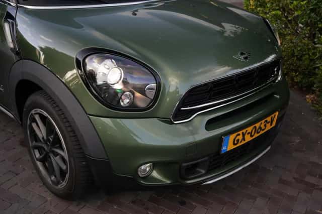 MINI Countryman (2015) thumbnail 3