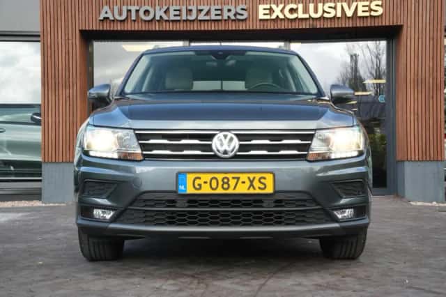 Volkswagen Tiguan (2020) thumbnail 3
