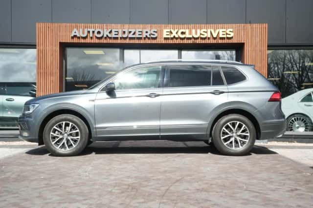 Volkswagen Tiguan (2020) thumbnail 5