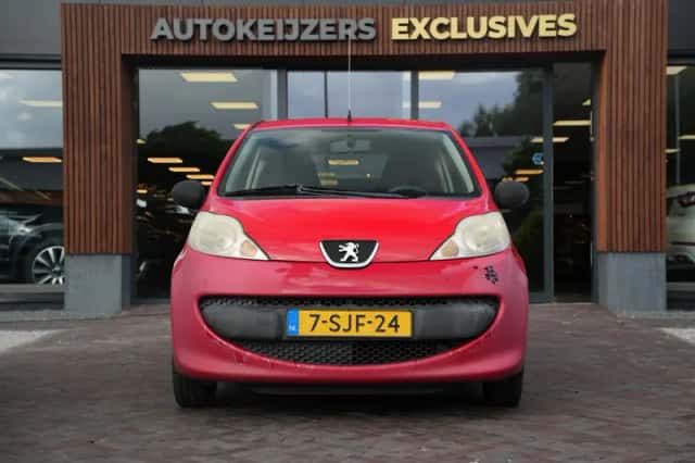 Peugeot 107 (2006) thumbnail 3