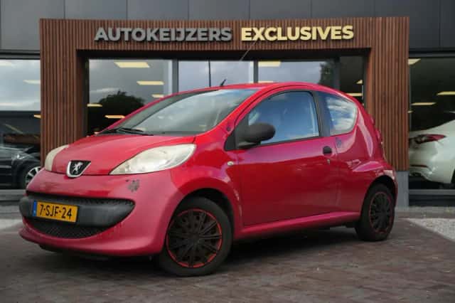 Peugeot 107 (2006) thumbnail 5
