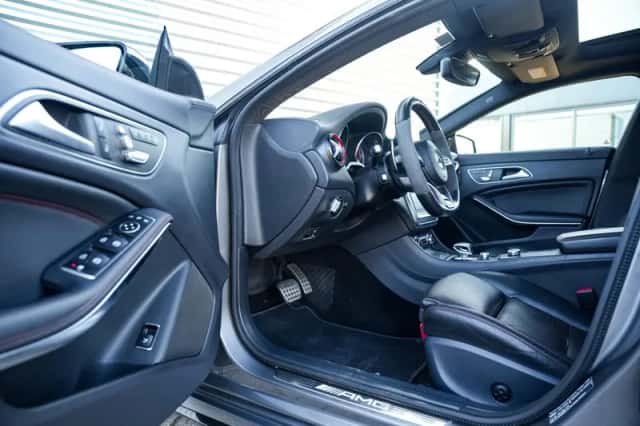 Mercedes-Benz CLA-Klasse (2017) thumbnail 6