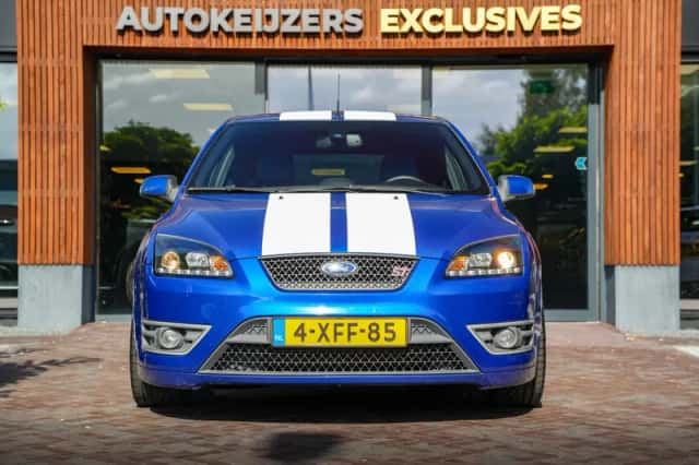 Ford Focus (2007) thumbnail 3