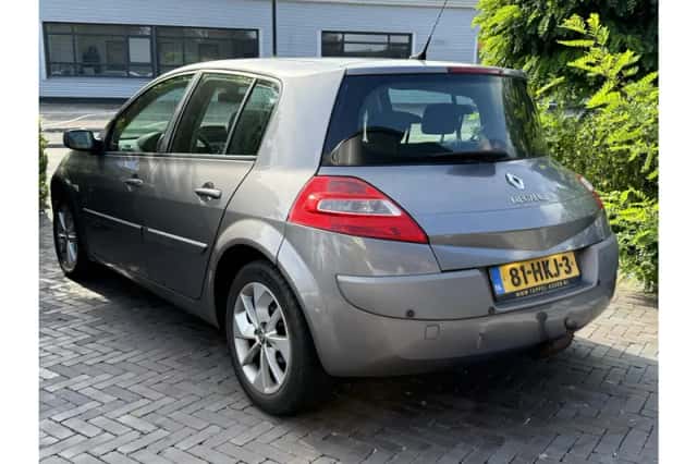 Renault Mégane (2009) thumbnail 3