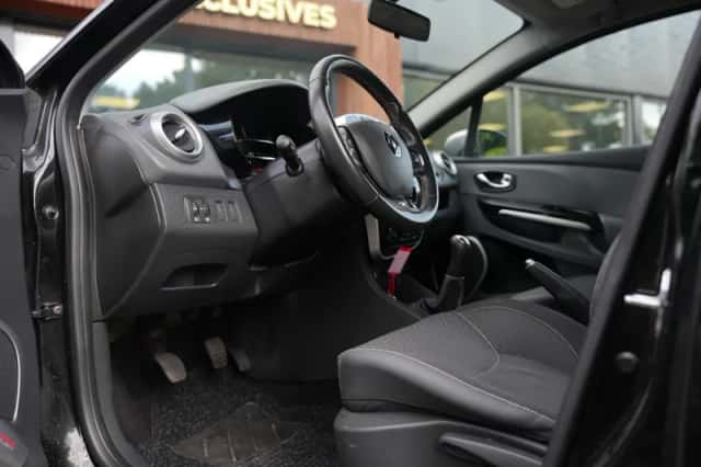 Renault Clio (2014) thumbnail 4