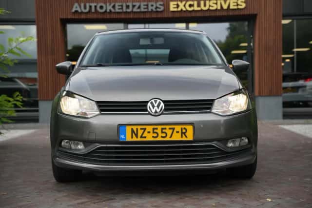 Volkswagen Polo (2017) thumbnail 3