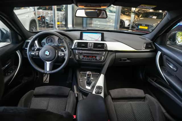 BMW 3-Serie (2015) thumbnail 2