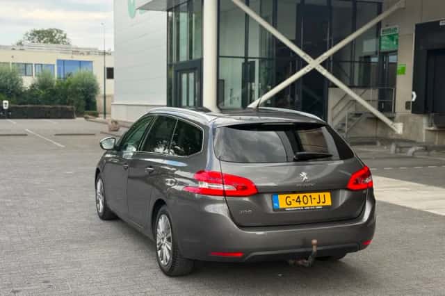 Peugeot 308 (2019) thumbnail 6