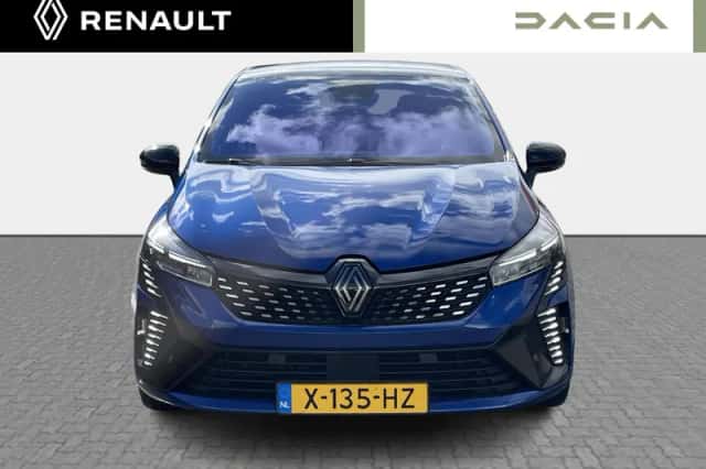 Renault Clio (2023) thumbnail 5