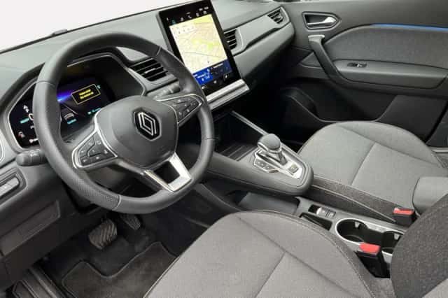 Renault Captur (2025) thumbnail 4