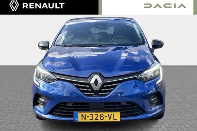 Renault Clio (2022) thumbnail 2