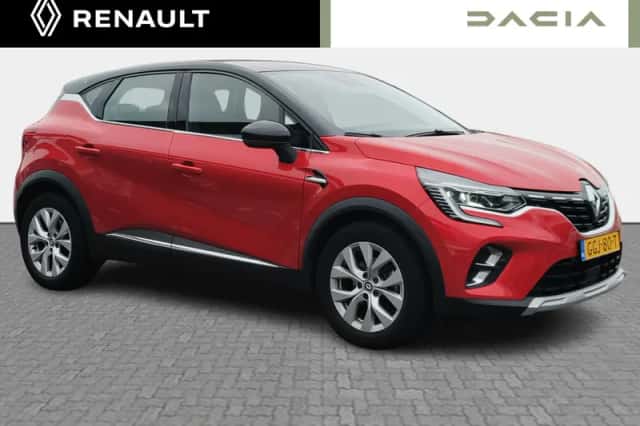 Renault Captur (2022) thumbnail 4